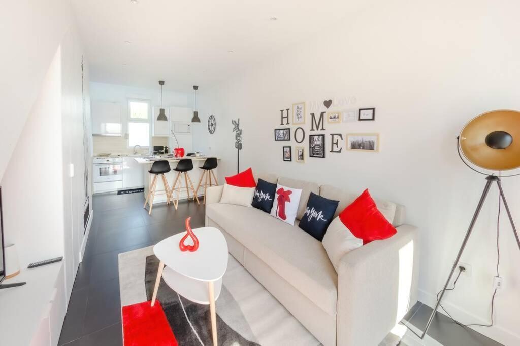 New York House Διαμέρισμα Villejust Εξωτερικό φωτογραφία